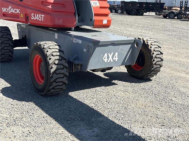 SkyJack SJ45T 4WD Diesel Telescopic Boom Lift Teleskopske podizne platforme