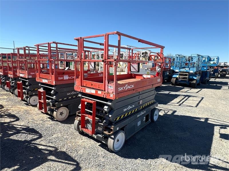 SkyJack SJ4626 Electric Scissor Lift رافعات مقصية الشكل