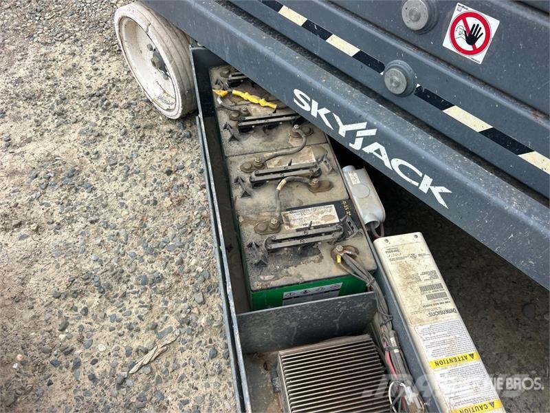 SkyJack SJ4626 Electric Scissor Lift Elevadores de tesoura