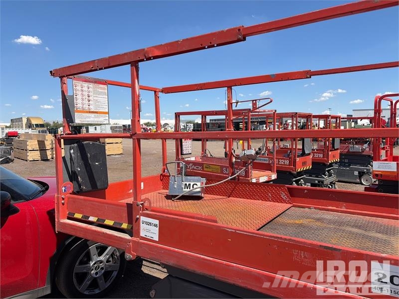 SkyJack SJ4626 Electric Scissor Lift Škarjaste dvižne ploščadi