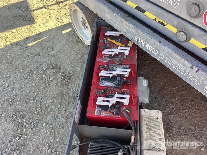 SkyJack SJ4632 Electric Scissor Lift Ollós emelők