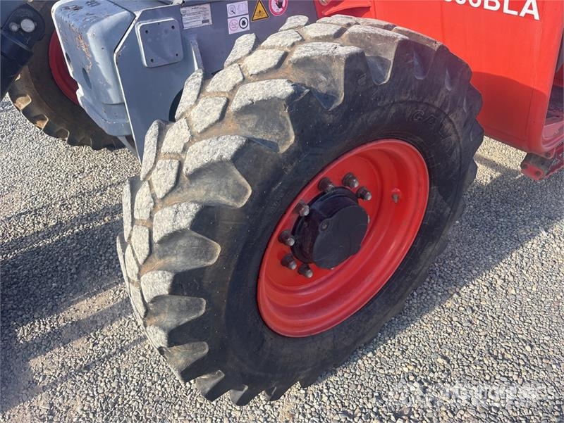 SkyJack SJ643TH Telehandler Teleskopiskie manipulatori