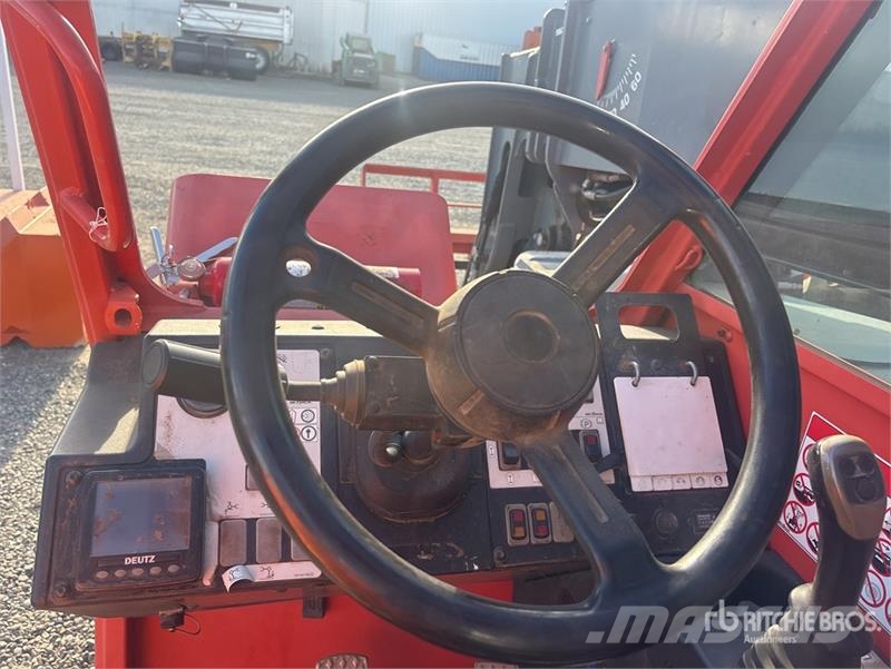 SkyJack SJ643TH Telehandler Teleskopiskie manipulatori