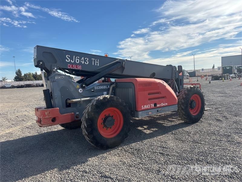 SkyJack SJ643TH Telehandler Teleskopiskie manipulatori
