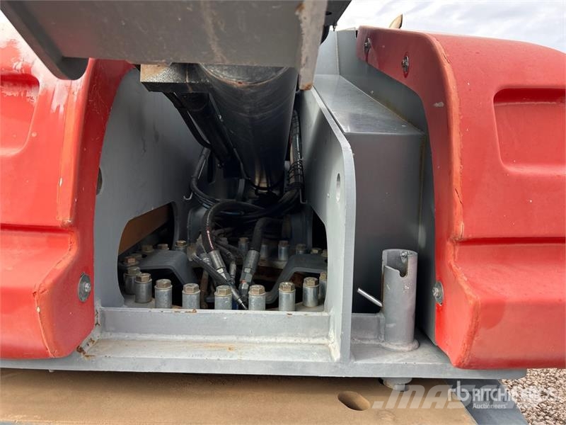 SkyJack SJ66T Teleskoop poomtõstukid