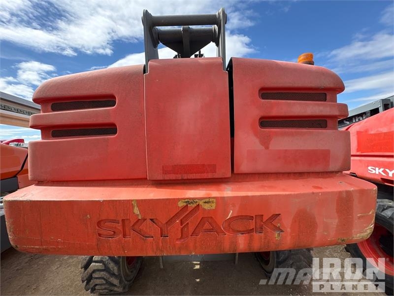 SkyJack SJ66T Teleskoop poomtõstukid