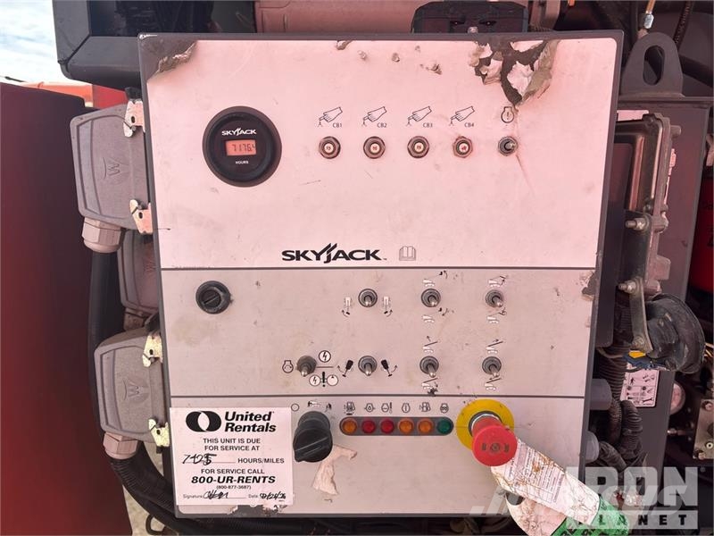 SkyJack SJ66T Teleskoop poomtõstukid