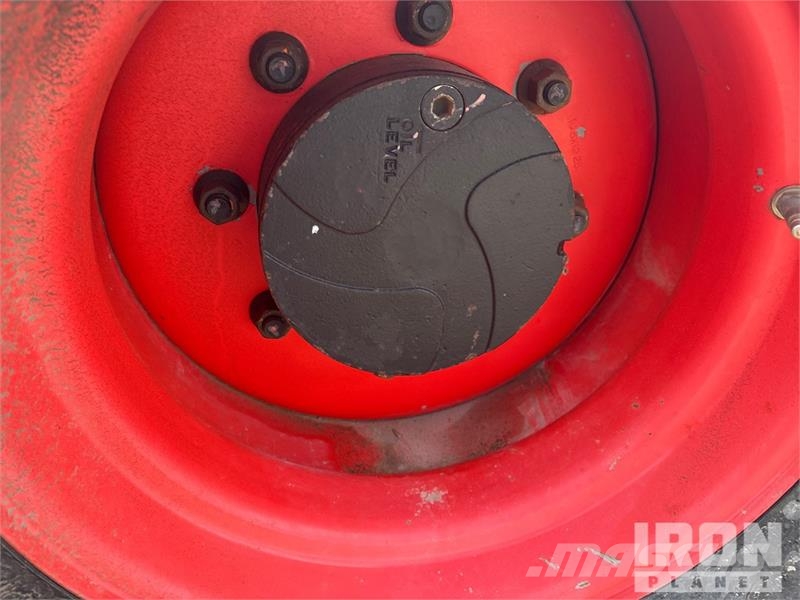 SkyJack SJ66T Teleskoop poomtõstukid