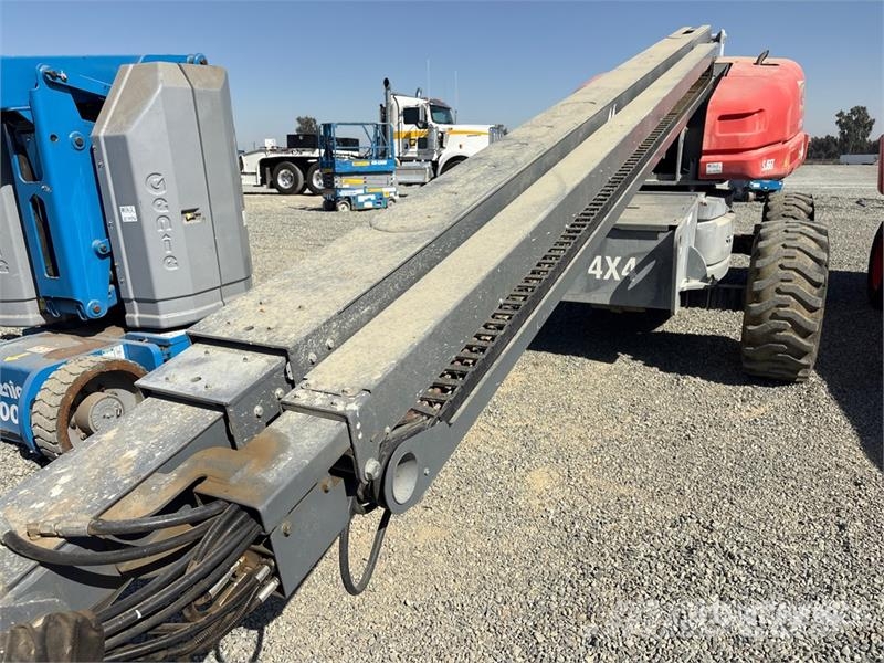 SkyJack SJ66T 4WD Diesel Telescopic Boom Lift Teleskopbühnen