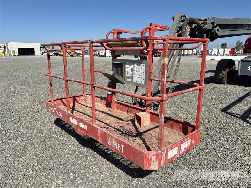 SkyJack SJ66T 4WD Diesel Telescopic Boom Lift Teleskopske podizne platforme