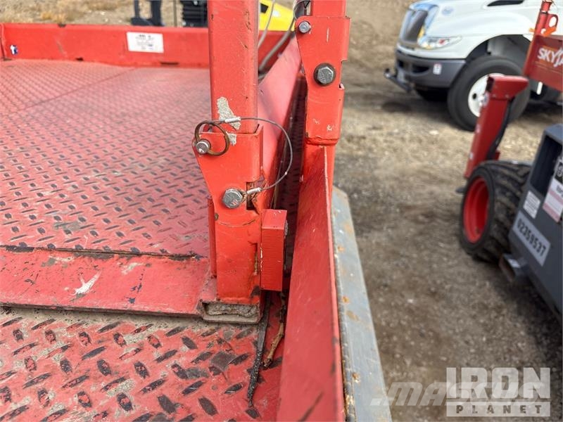 SkyJack SJ6826 RT Scissor lifts
