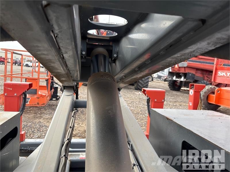 SkyJack SJ6826 RT Scissor lifts