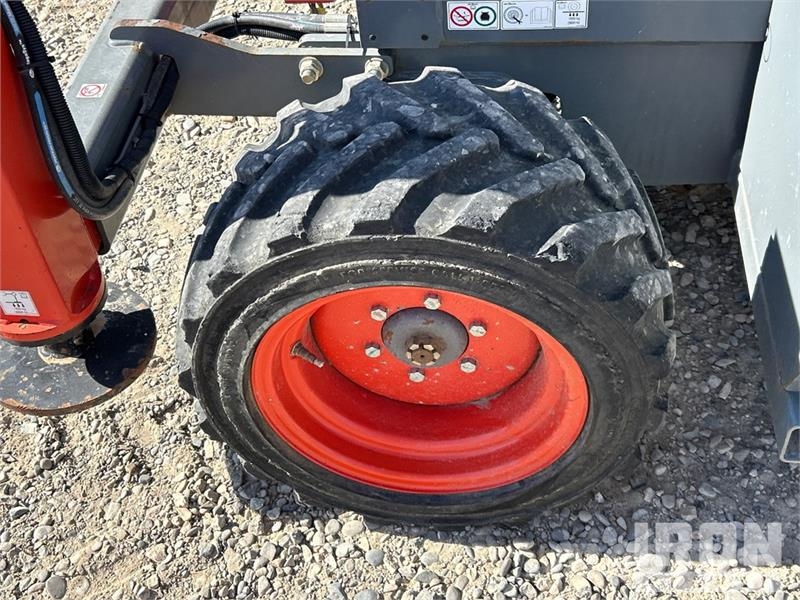 SkyJack SJ6826 RT Škaraste platforme