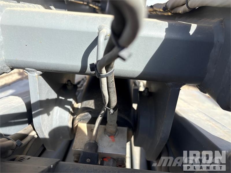 SkyJack SJ6826 RT Scissor lifts