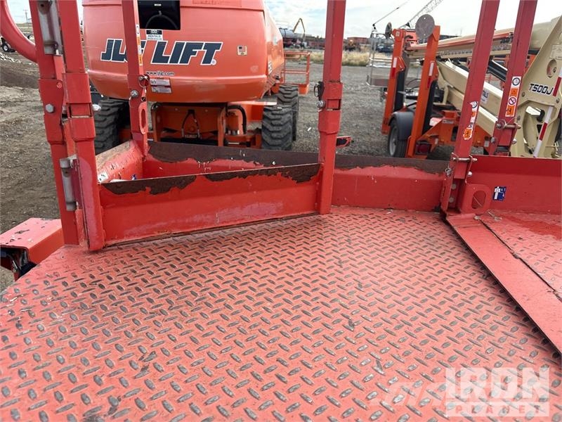 SkyJack SJ6826 RT Scissor lifts