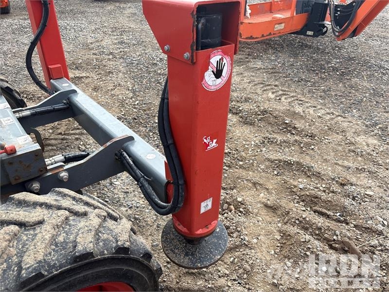SkyJack SJ6826 RT Scissor lifts