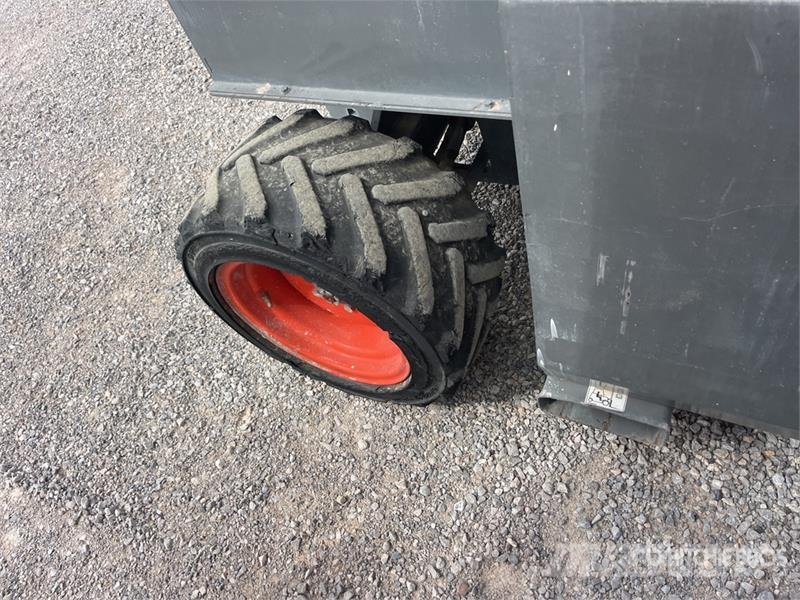 SkyJack SJ6826 RT Škarjaste dvižne ploščadi