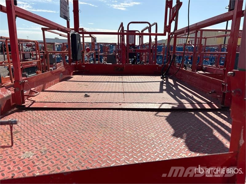 SkyJack SJ6832 RT Scissor lifts