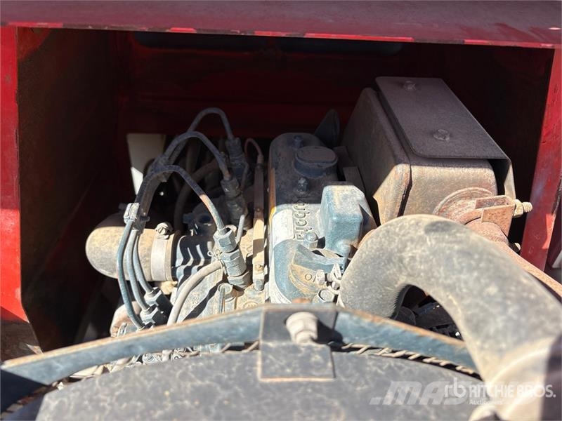 SkyJack SJ7027 RT Scissor lifts