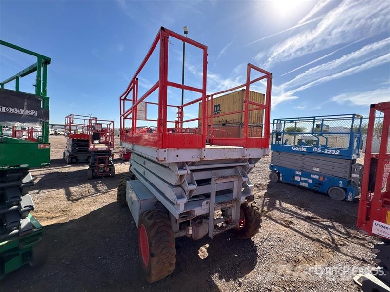 SkyJack SJ7027 RT Scissor lifts