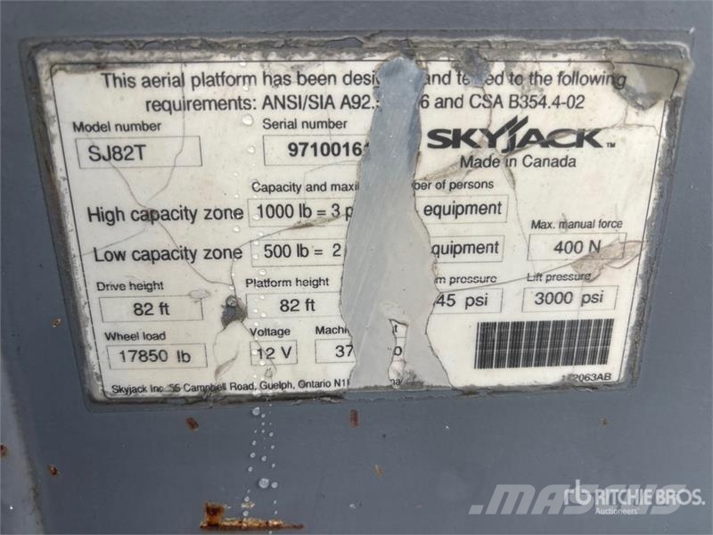 SkyJack SJ82T 4WD Diesel Telescopic Boom Lift Nacelles télescopiques