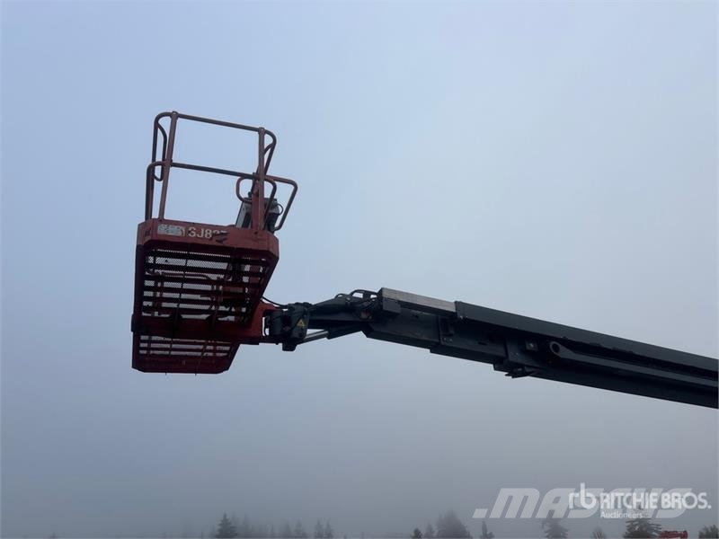 SkyJack SJ82T 4WD Diesel Telescopic Boom Lift Nacelles télescopiques