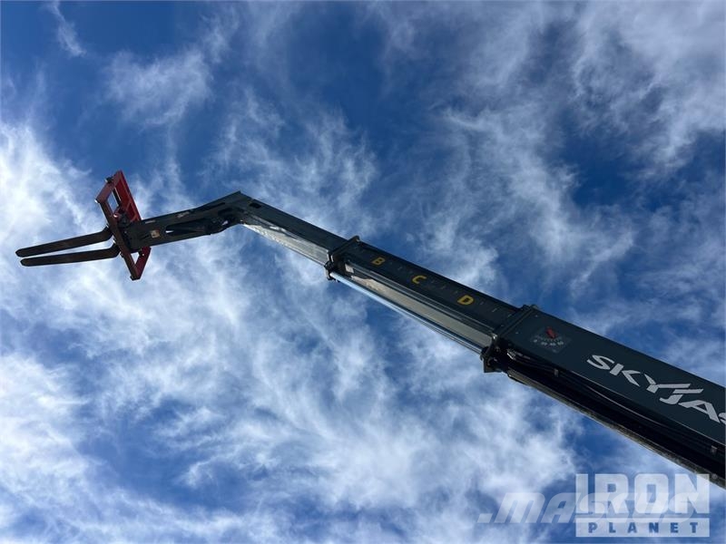 SkyJack SJ843TH Telehandler Carretillas telescópicas