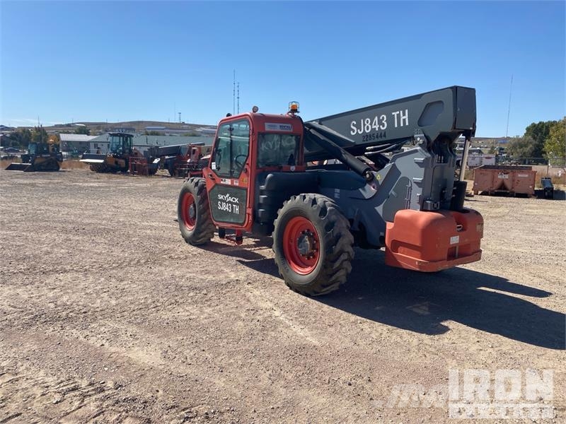 SkyJack SJ843TH Telehandler مناولات متداخلة