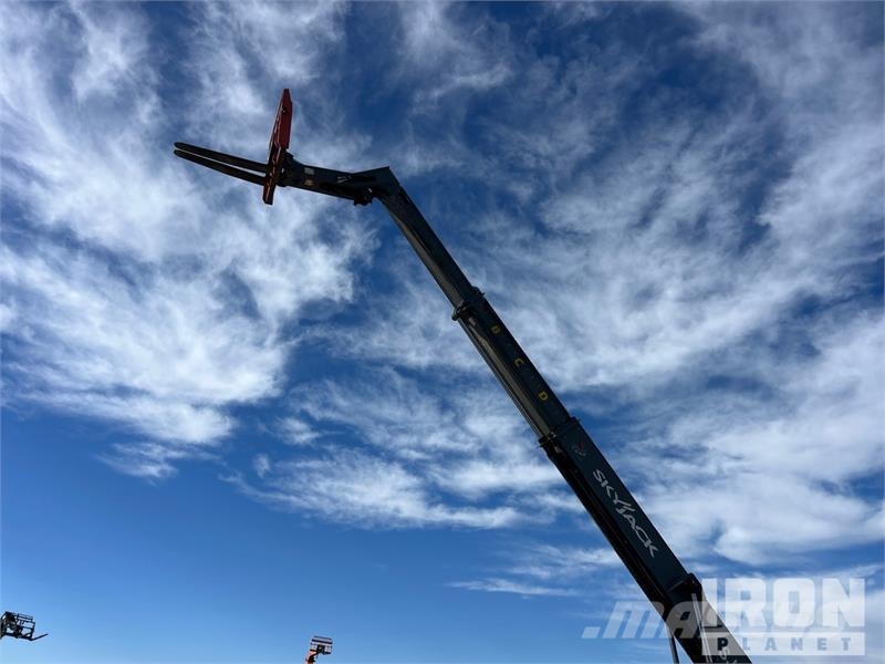 SkyJack SJ843TH Telehandler Carretillas telescópicas