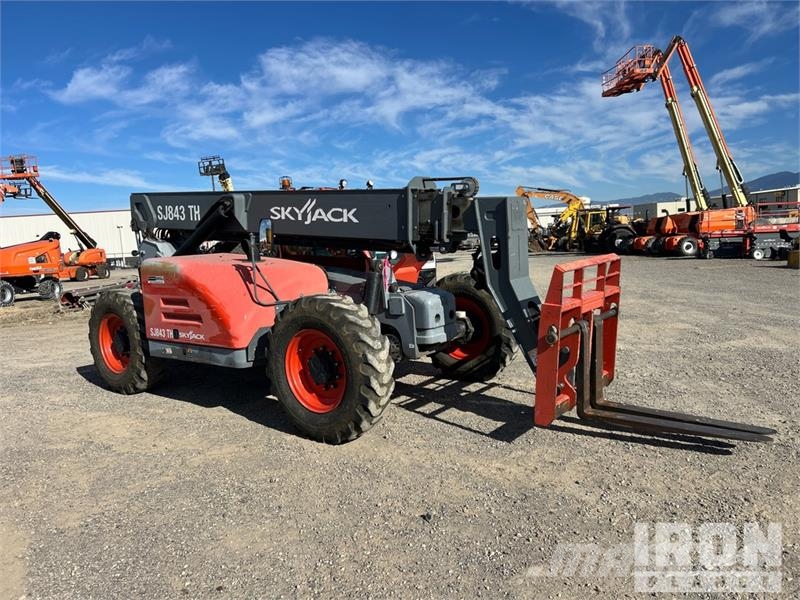 SkyJack SJ843TH Telehandler Carretillas telescópicas