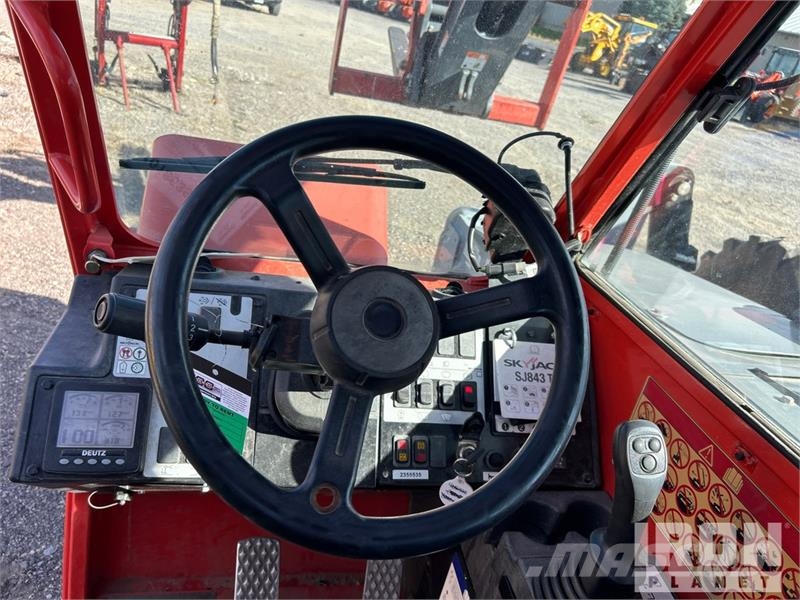 SkyJack SJ843TH Telehandler Carretillas telescópicas