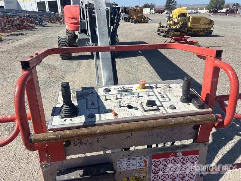 SkyJack SJ86T 4WD Diesel Telescopic Boom Lift Plataformas elevatórias telescópicas