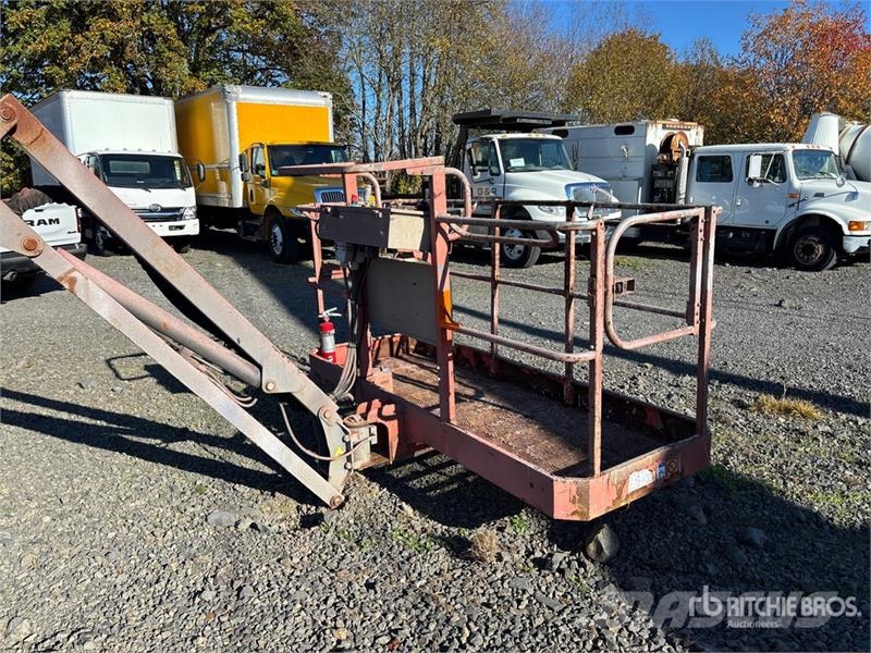 SkyJack SJ86T 4WD Diesel Telescopic Boom Lift (Inoperable) Plataformas de trabajo telescópica