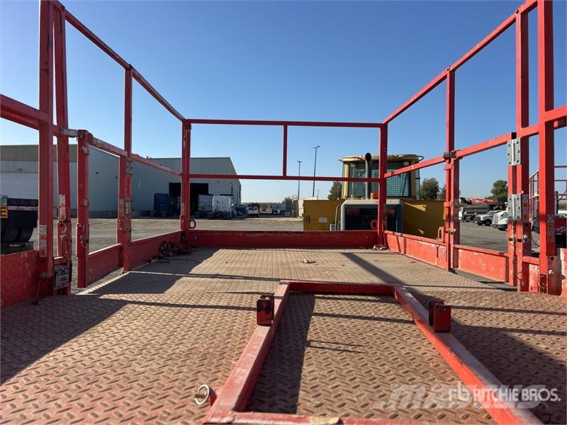 SkyJack SJ8841 RT Ollós emelők