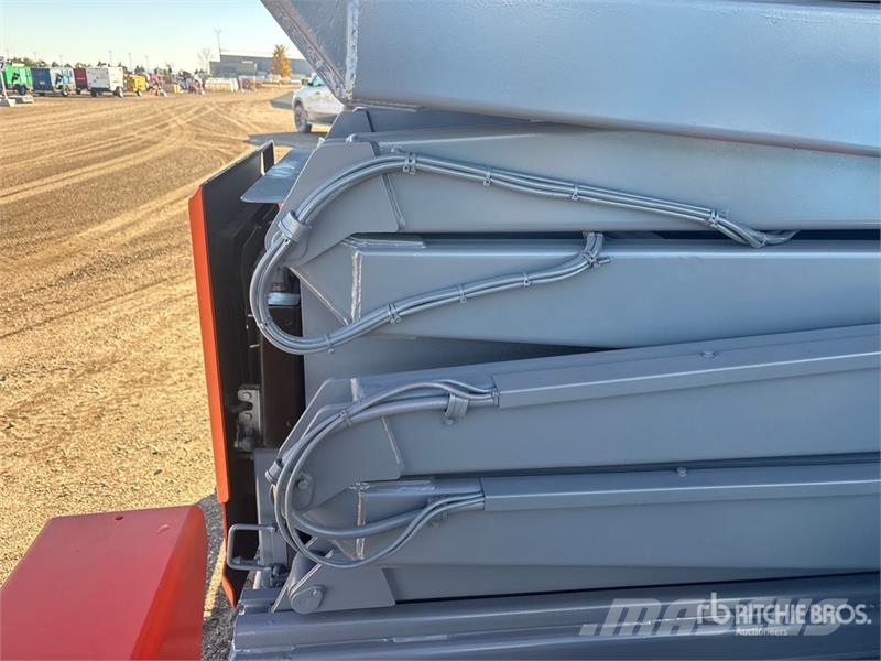 SkyJack SJ9250 RT 4x4 Dual Fuel Scissor Lift Scheren-Arbeitsbühnen