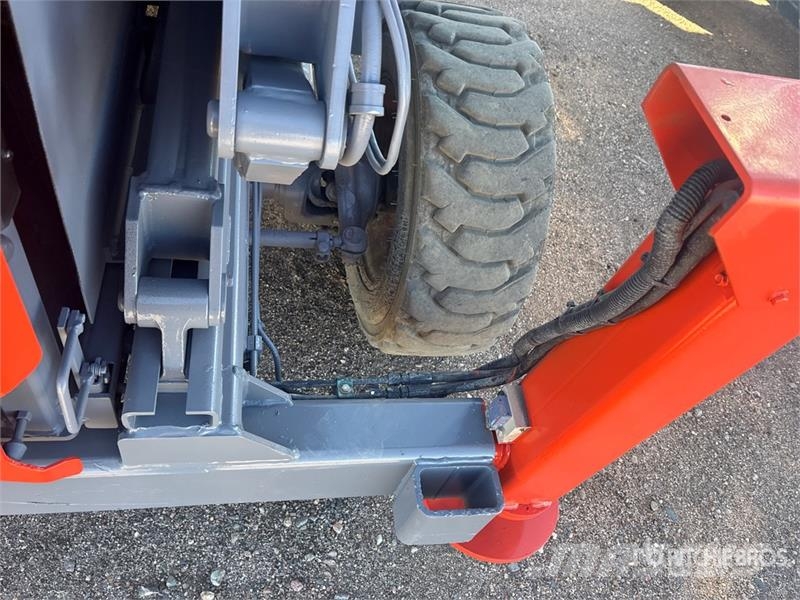 SkyJack SJ9250 RT 4x4 Dual Fuel Scissor Lift Scheren-Arbeitsbühnen