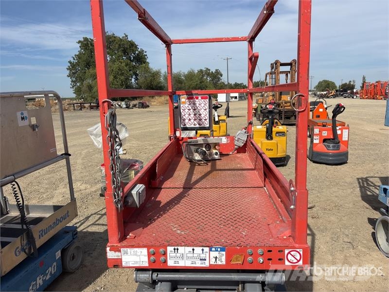 SkyJack SJIII-3219 Electric Scissor Lift Scissor lifts