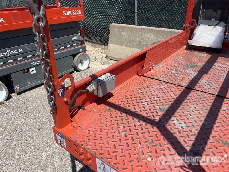 SkyJack SJIII-3219 Electric Scissor Lift Scissor lifts