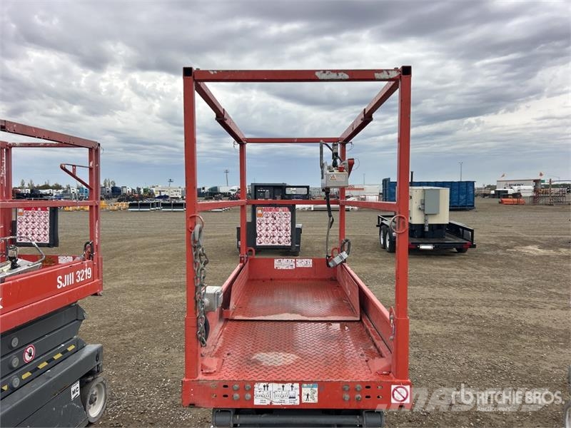 SkyJack SJIII-3219 Electric Scissor Lift Plataformas tijera