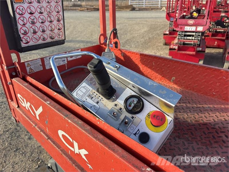 SkyJack SJIII-3219 Electric Scissor Lift Plataformas tijera