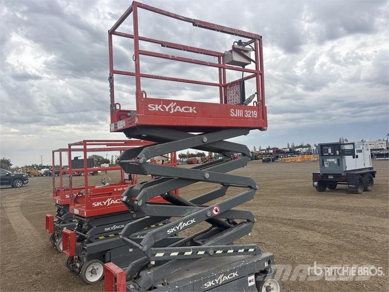 SkyJack SJIII-3219 Electric Scissor Lift Plataformas tijera