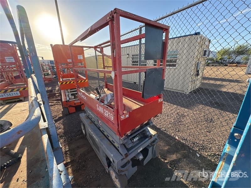 SkyJack SJIII-3219 Electric Scissor Lift Žirkliniai keltuvai