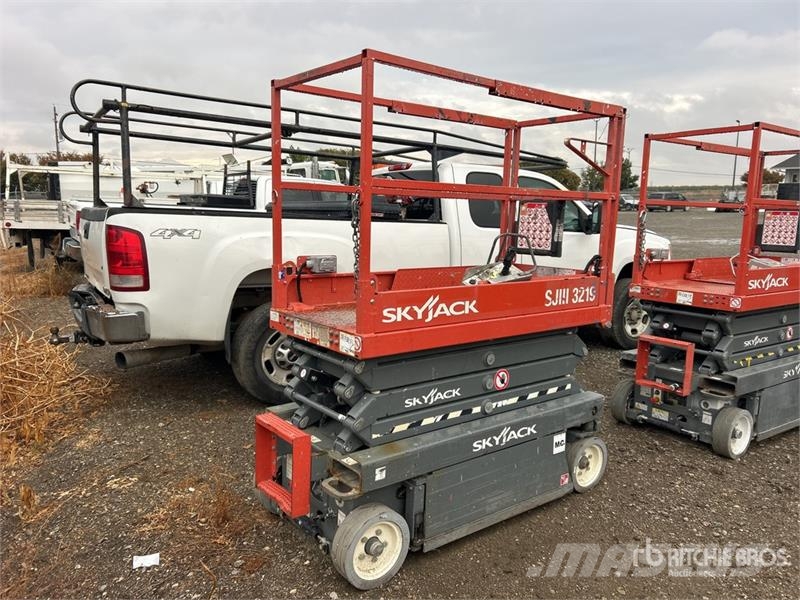 SkyJack SJIII-3219 Electric Scissor Lift رافعات مقصية الشكل