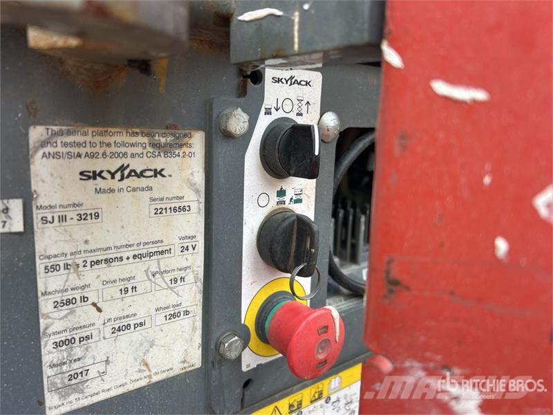 SkyJack SJIII-3219 Electric Scissor Lift رافعات مقصية الشكل