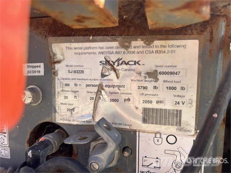 SkyJack SJIII 3220 Electric Scissor Lift Ollós emelők
