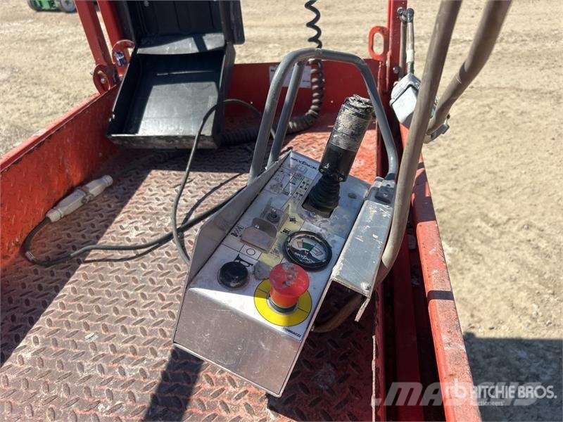 SkyJack SJIII 3220 Electric Scissor Lift Ollós emelők