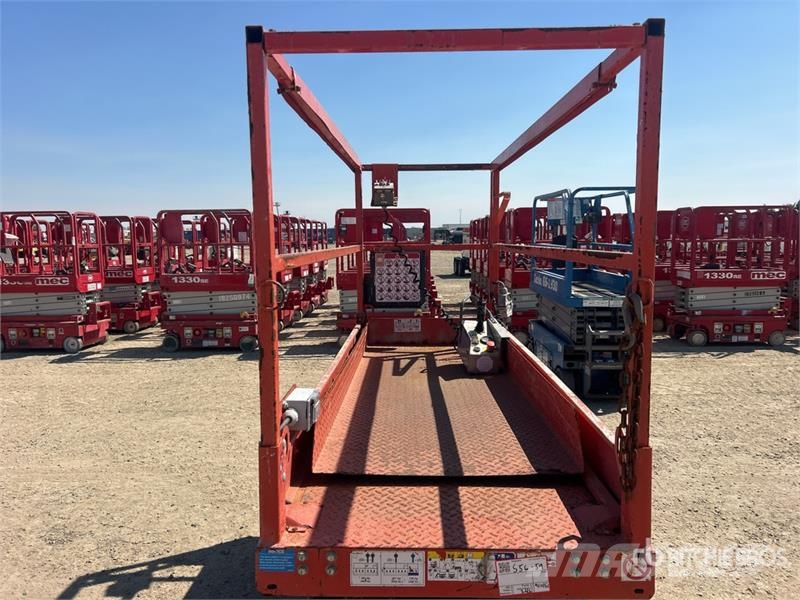 SkyJack SJIII 3220 Electric Scissor Lift Ollós emelők
