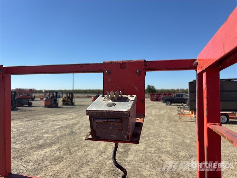 SkyJack SJIII 3220 Electric Scissor Lift 剪式升降機