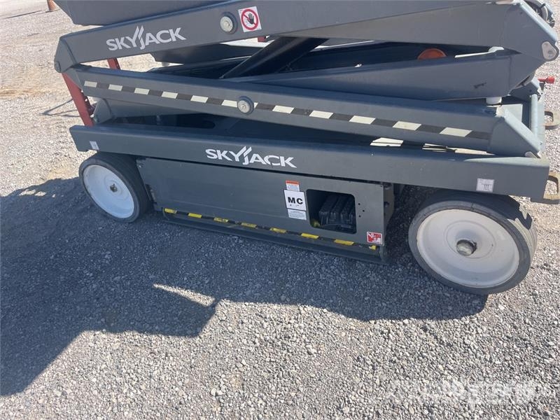 SkyJack SJIII 3226 Electric Scissor Lift Ανυψωτήρες ψαλιδωτής άρθρωσης