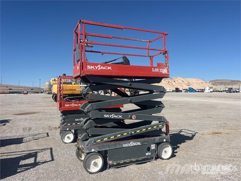 SkyJack SJIII 3226 Electric Scissor Lift Žirkliniai keltuvai